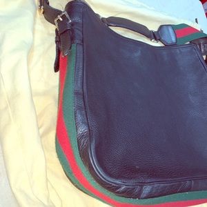 Gucci Shoulder Bag - Authentic